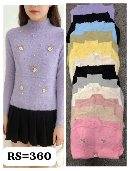 Street?style cropped sweater in cozy knit, styled on model; modern boxy fit